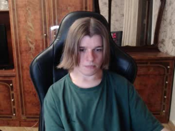 maxplay18 webcam model stream image