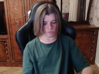 maxplay18 webcam model stream image