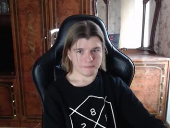 maxplay18 webcam model stream image