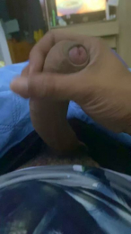 garguzja webcam model stream image