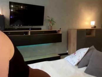 meowaliana webcam model stream image