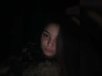 Bella1ove webcam model stream image