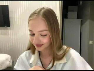 Diane Litle webcam model stream image