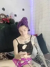 Devilnia9 webcam model stream image