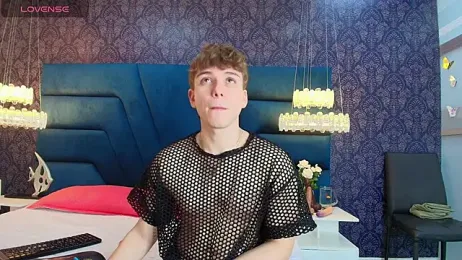 TaylerWhite webcam model stream image