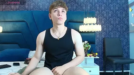 TaylerWhite webcam model stream image