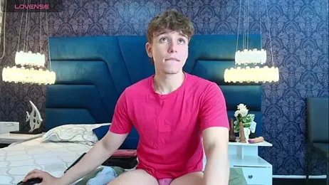 TaylerWhite webcam model stream image