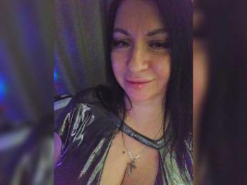 Nikoletta25 webcam bongacams model stream image