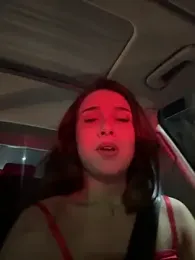 MayaVonDe webcam model stream image