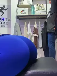 kim_monti webcam model stream image