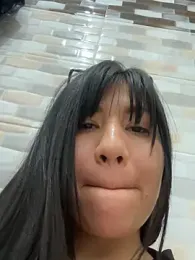 kim_monti webcam model stream image