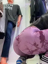 kim_monti webcam model stream image