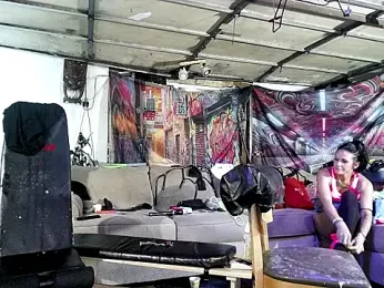 KRYZTALYNXXX webcam model stream image