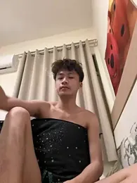 sexyboy-3525 webcam stripchat model stream image