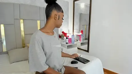 IsisBrown_ webcam model stream image