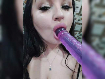 SilverCrystal webcam bongacams model stream image