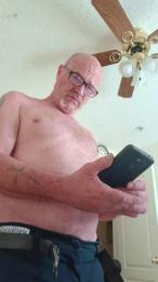 Badidealetsdoit webcam model stream image