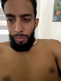 Zyan_Moratto webcam model stream image