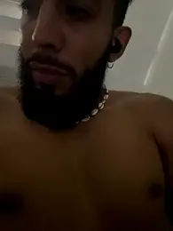 Zyan_Moratto webcam model stream image