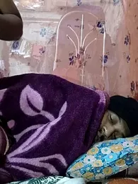 Your-Manu webcam model stream image