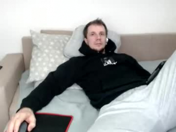 nikkiaadel webcam model stream image