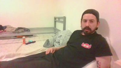 GutsXbsk webcam model stream image