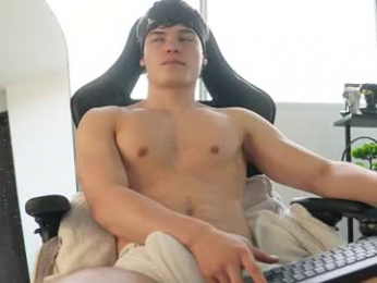 max_cortes1_ webcam model stream image