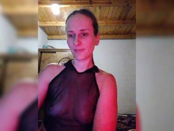 Coachella webcam model stream image