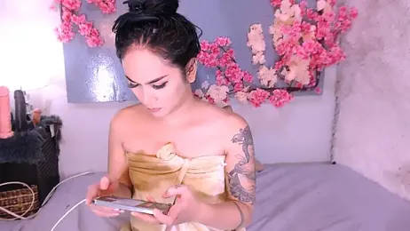 Oriental_Tiara webcam model stream image