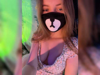 -Summer- webcam model stream image