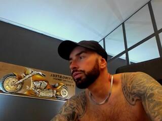 Armand webcam flirt4free model stream image