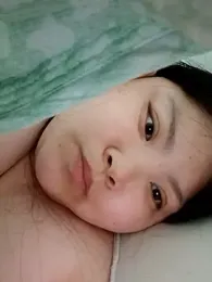 hello098712 webcam model stream image