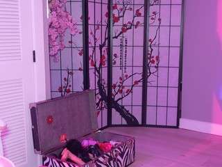 katt-leya webcam camsoda model stream image