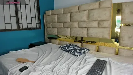 BellaJhons_ webcam model stream image