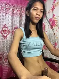 Hot_tsjeshelle webcam model stream image