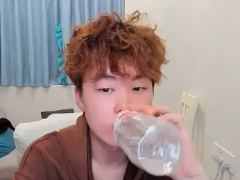 L1kuto webcam model stream image