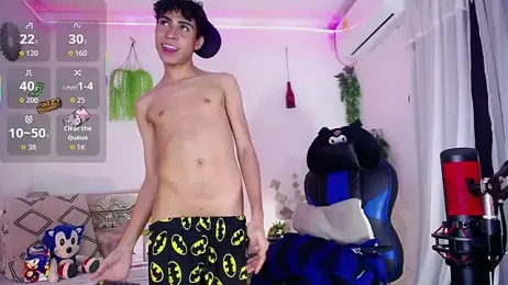huge_armound webcam model stream image