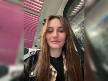 Lollitta webcam model stream image