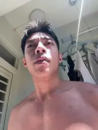 Yooo17 webcam stripchat model stream image