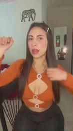 ZairaRey webcam model stream image