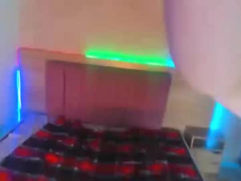 avictoria_and_andrescm webcam model stream image