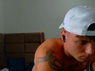 Magnus Eyevein webcam model stream image