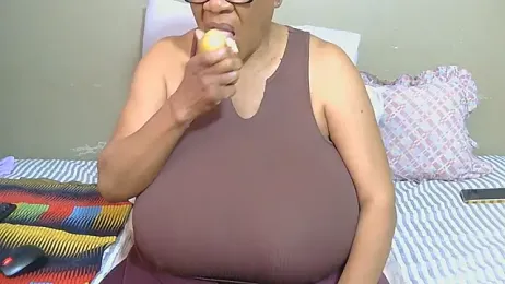 DairyQueen2 webcam model stream image