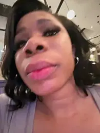 Belle___ webcam model stream image