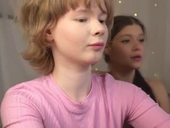 misska__ webcam model stream image