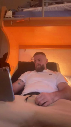 BUCEFALO40TOP webcam model stream image