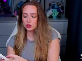 top_twins webcam model stream image
