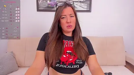 CrazyBeach webcam model stream image