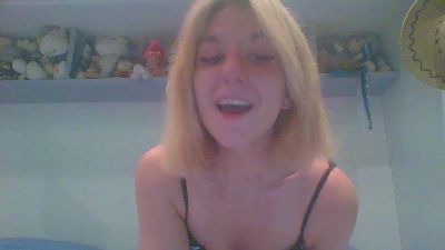 piccolaqueen webcam cam4 model stream image