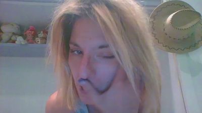 piccolaqueen webcam cam4 model stream image